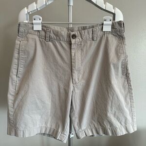 Brooks Brothers light grey men’s shorts, W34.